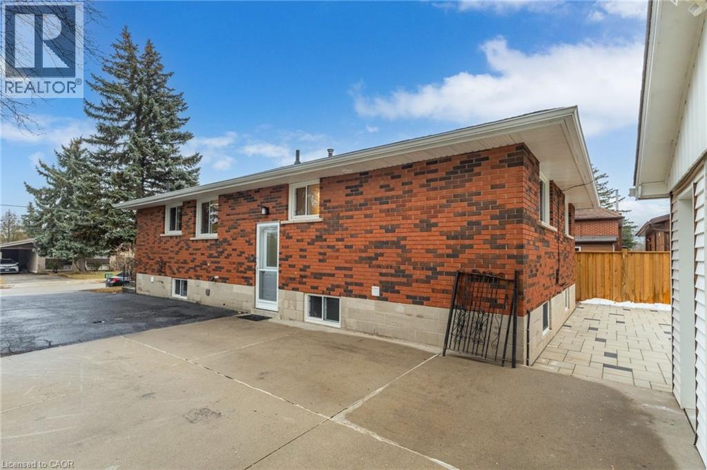 27 Blenheim Drive, Stoney Creek, Ontario  L8E 1W1 - Photo 37 - 40797049