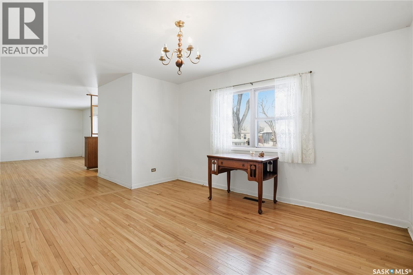 3921 Qu'appelle Drive, Regina, Saskatchewan  S4S 0E1 - Photo 10 - SK026440