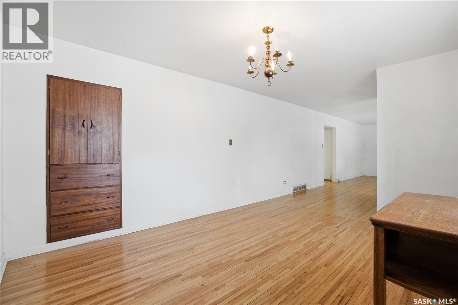 3921 Qu'appelle Drive, Regina, Saskatchewan  S4S 0E1 - Photo 11 - SK026440