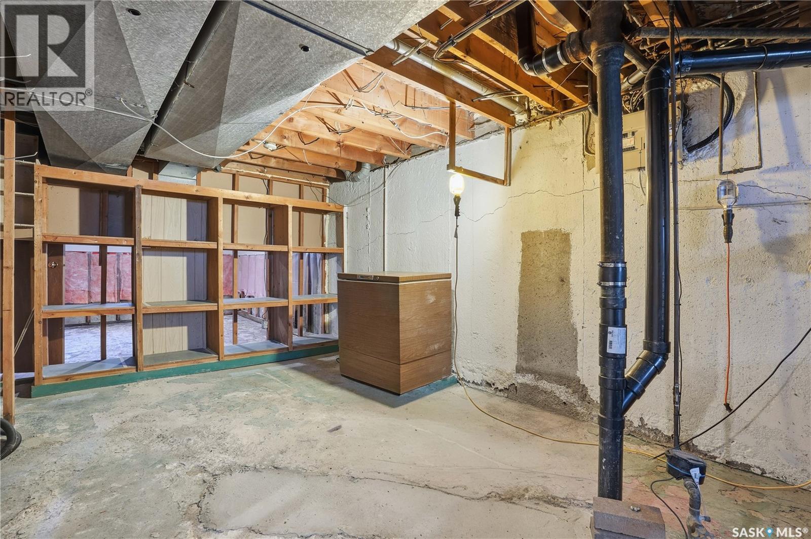 3921 Qu'appelle Drive, Regina, Saskatchewan  S4S 0E1 - Photo 41 - SK026440