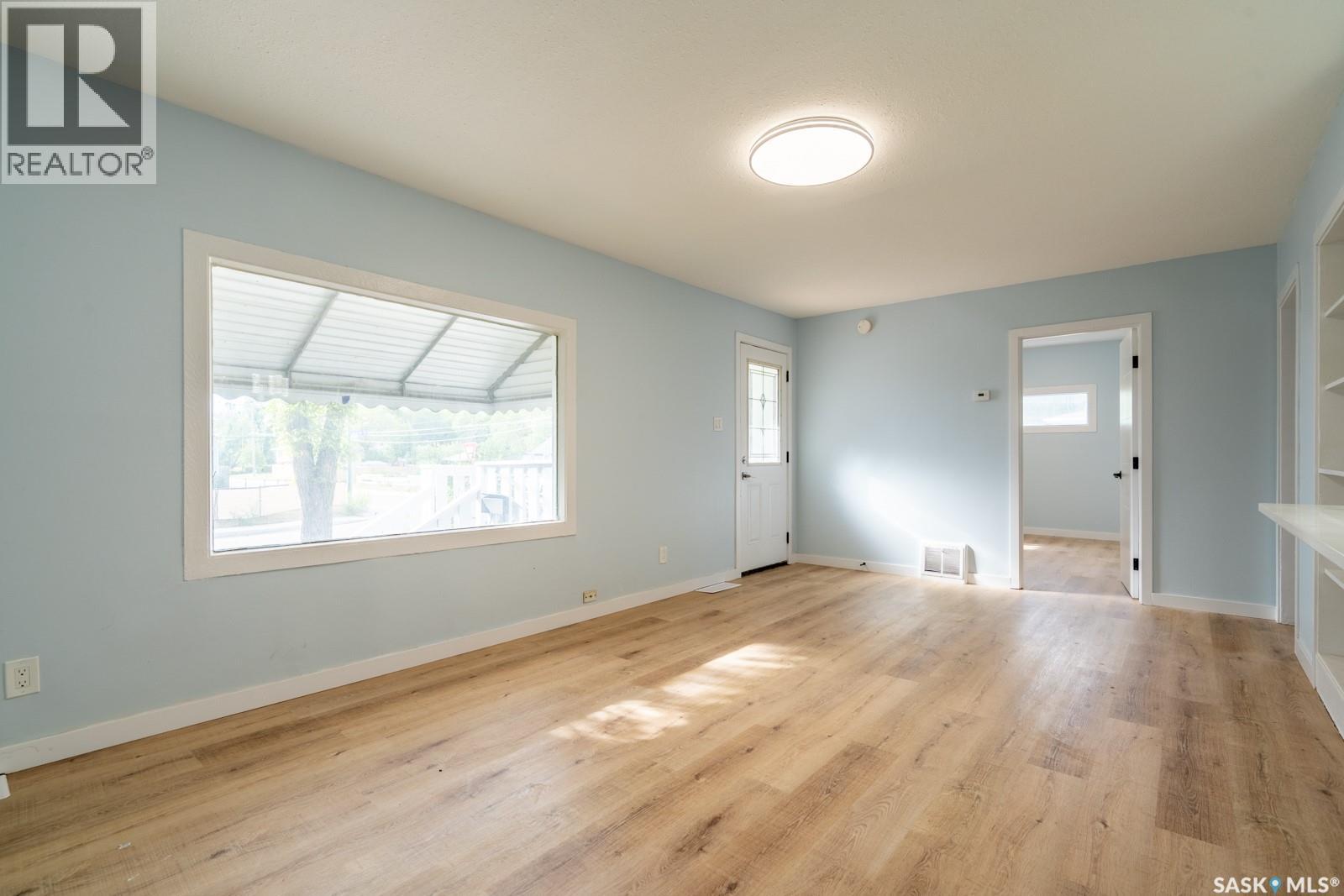 801 Argyle Street, Regina, Saskatchewan  S4T 3P9 - Photo 3 - SK026437