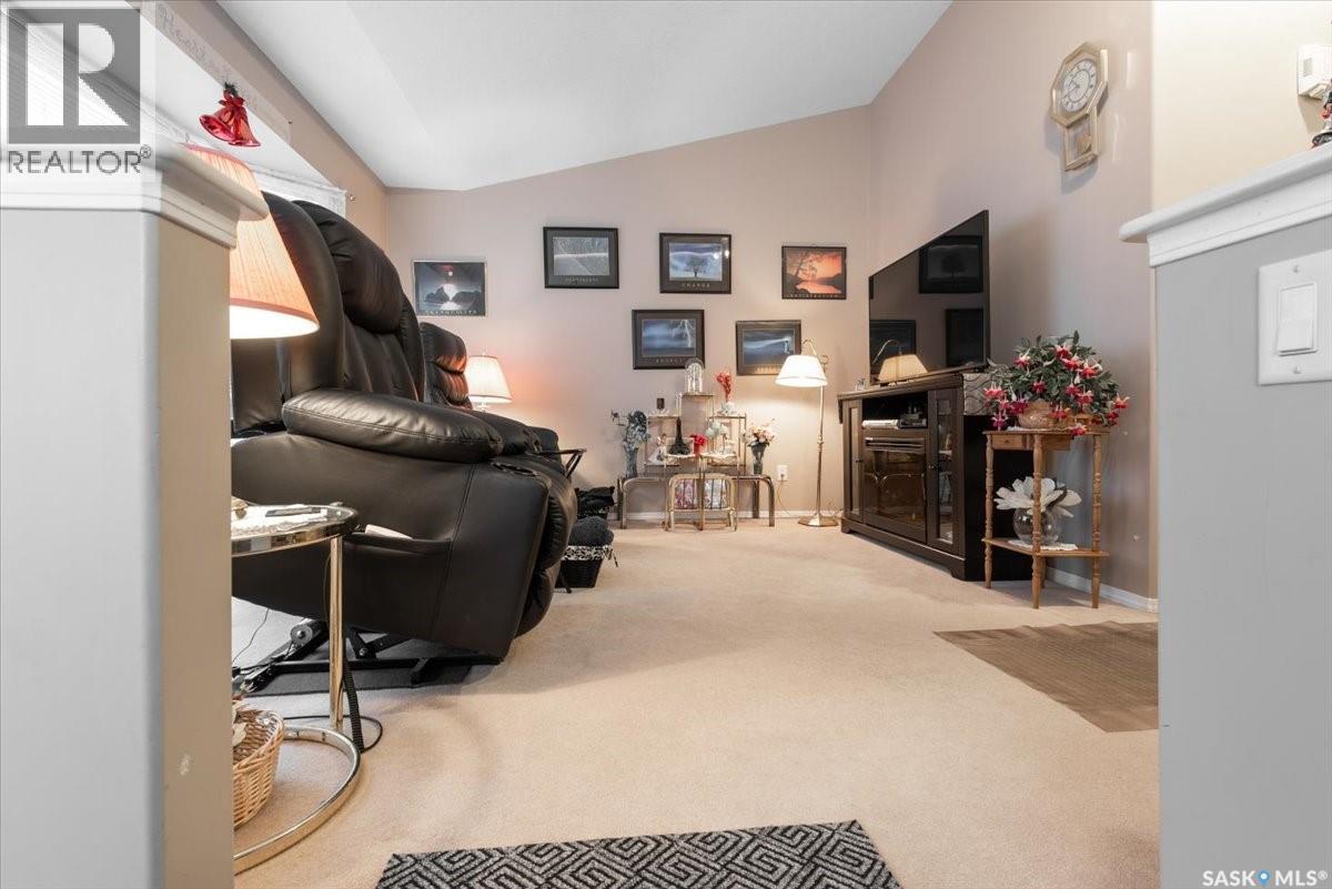 1007 Cypress Way, Regina, Saskatchewan  S4X 4R5 - Photo 4 - SK026422