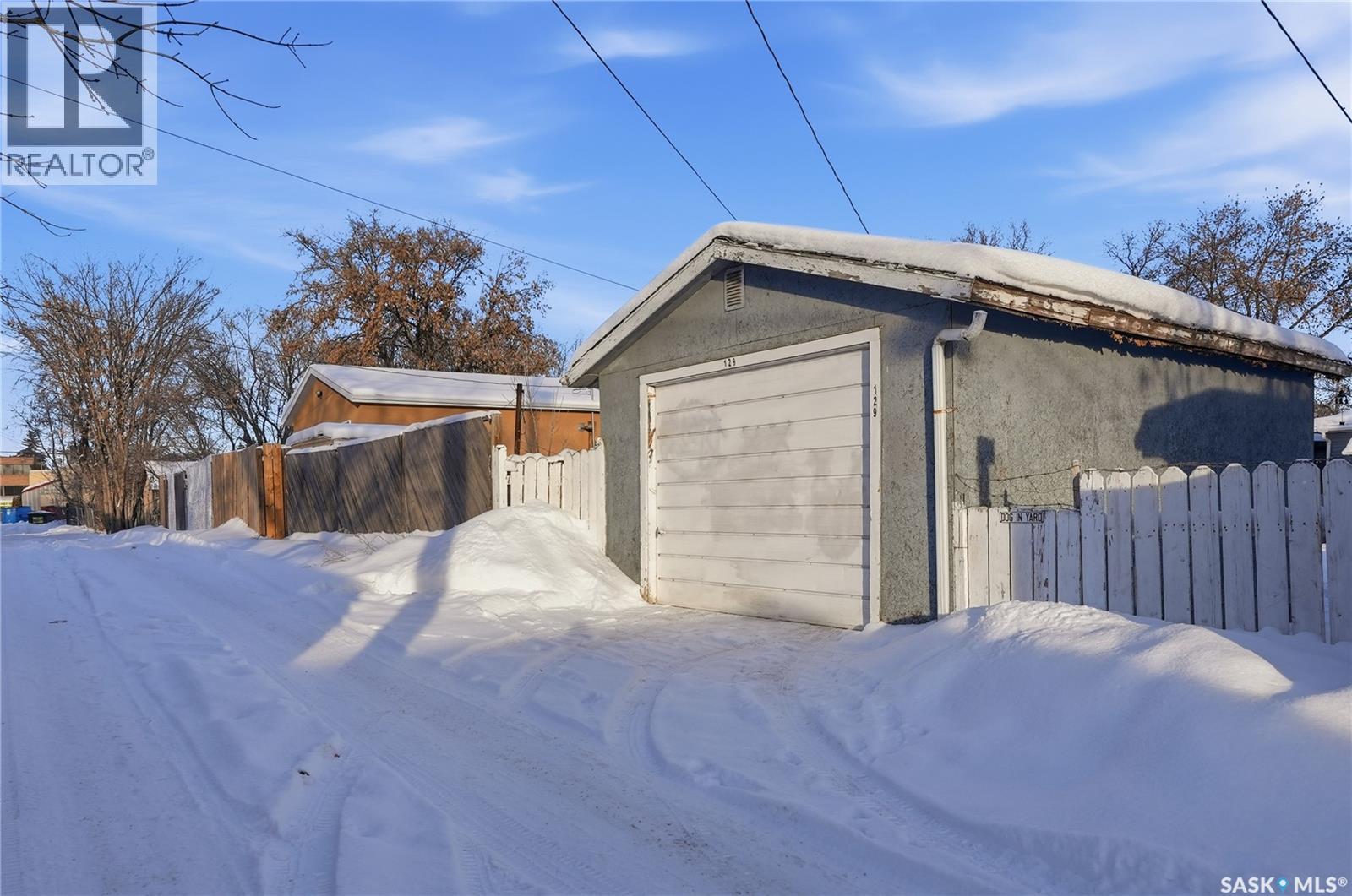 129 K Avenue S, Saskatoon, Saskatchewan  S7M 2C5 - Photo 31 - SK026302