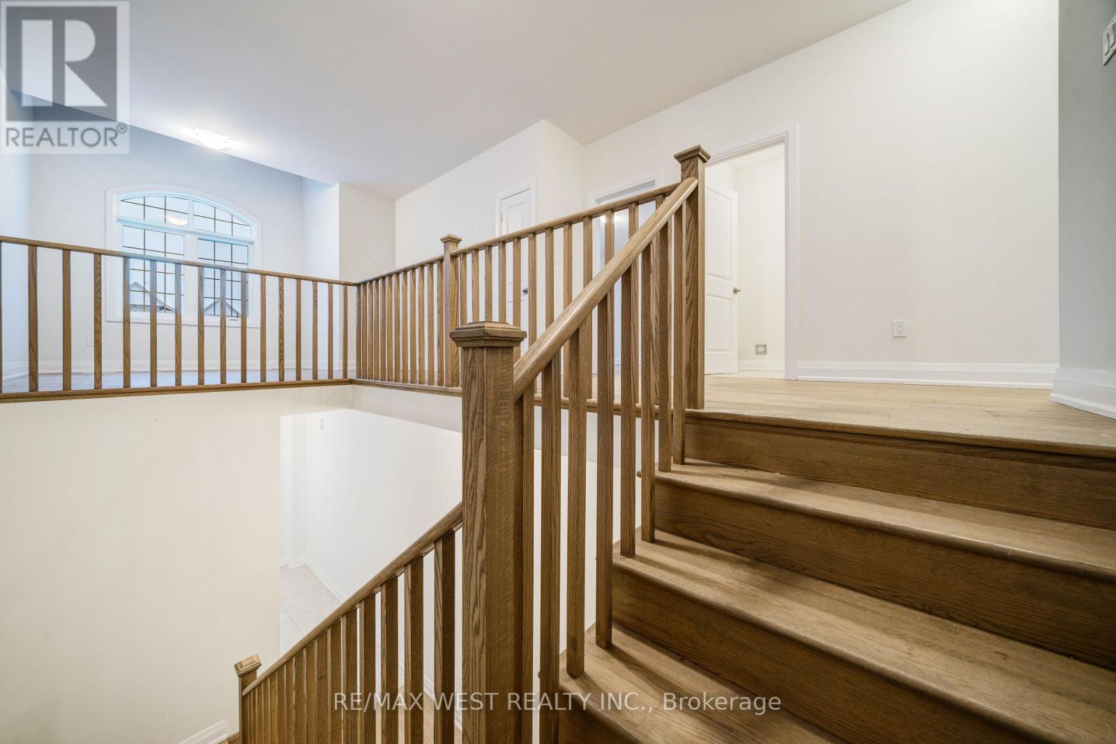 3 Speciosa Street, Richmond Hill, Ontario  L4E 2Y5 - Photo 18 - N12676574