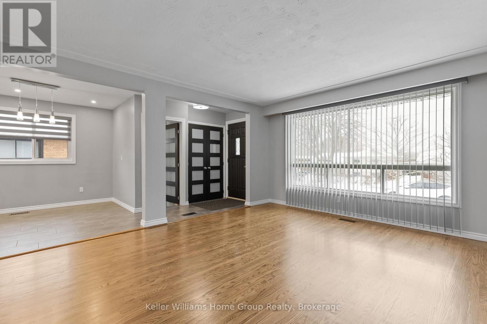 132 June Street, Hamilton, Ontario  L9A 2R9 - Photo 13 - X12676830