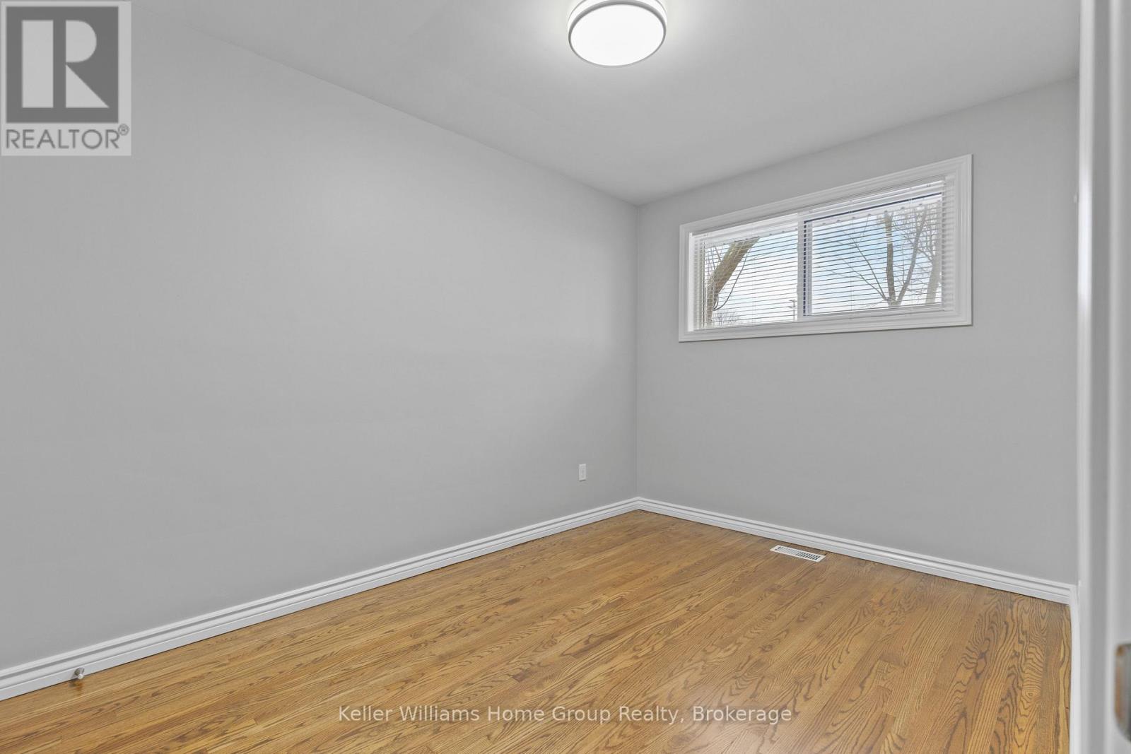 132 June Street, Hamilton, Ontario  L9A 2R9 - Photo 23 - X12676830