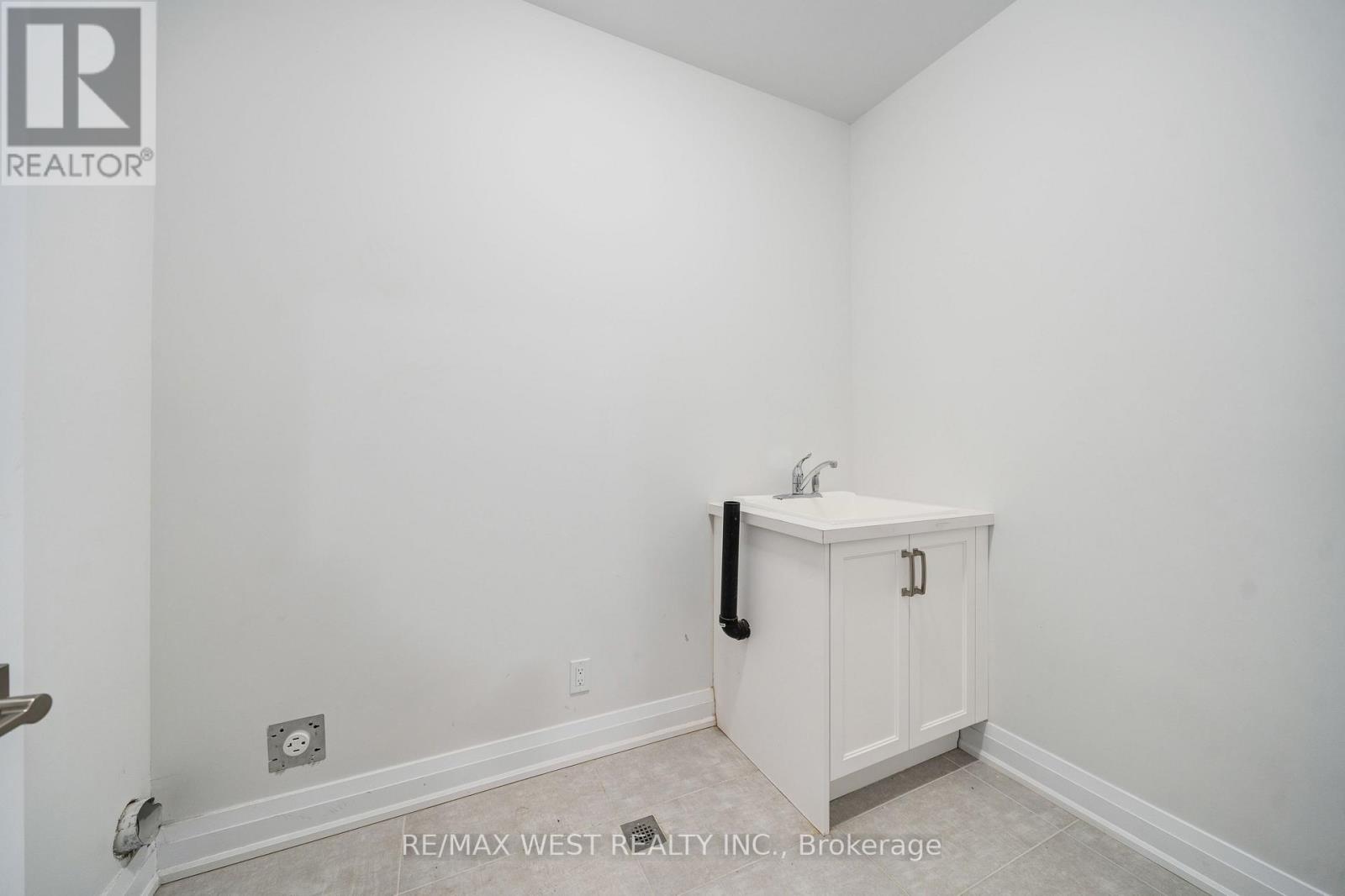 3 Speciosa Street, Richmond Hill, Ontario  L4E 2Y5 - Photo 42 - N12676574