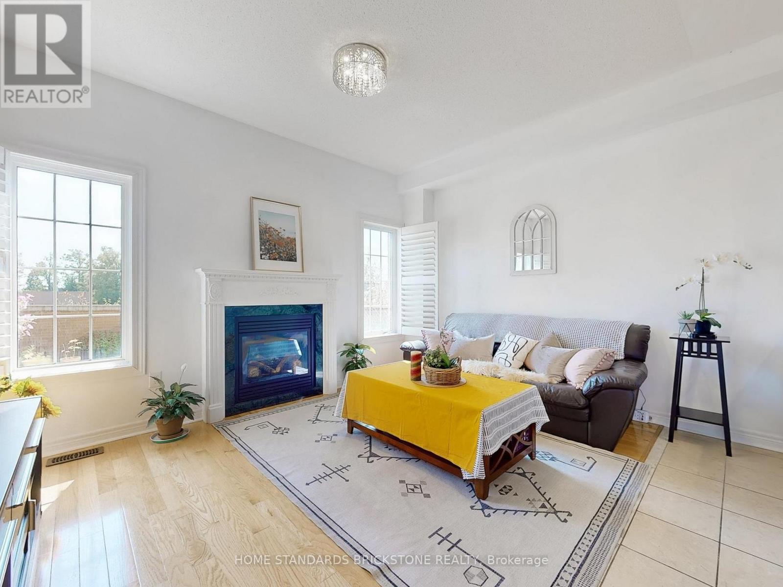 50 VERSAILLES CRESCENT, Brampton, Ontario