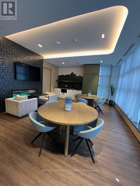 D707 - 720 Whitlock Avenue, Milton, Ontario  L9E 2B5 - Photo 27 - W12674904