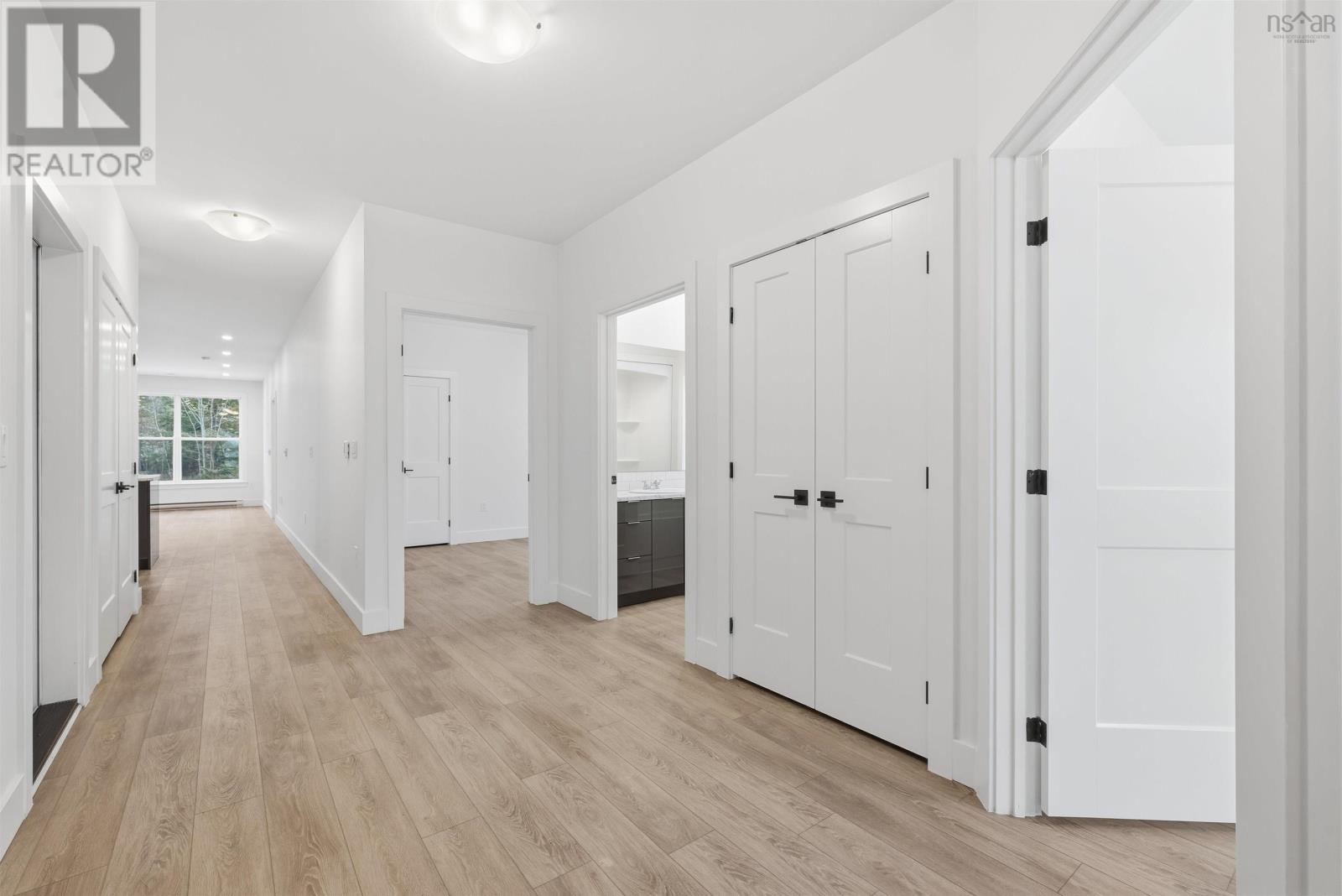 75 Tyler Street, Enfield, Nova Scotia  B2T 0E6 - Photo 3 - 202600419