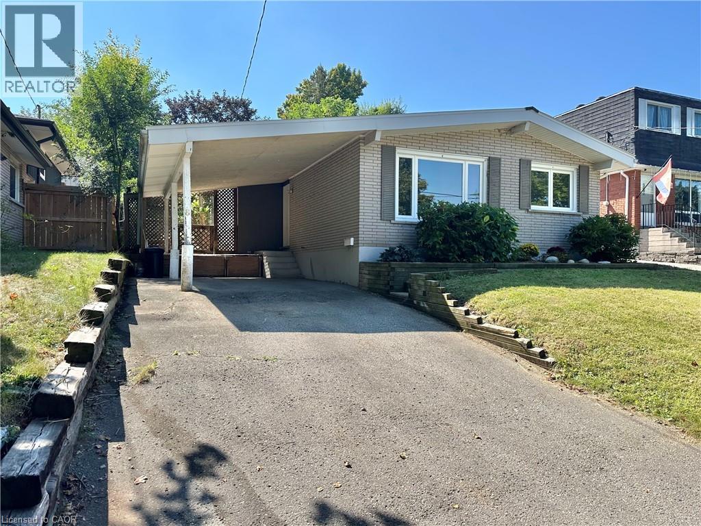 8 HOWARD Street, Simcoe, Ontario