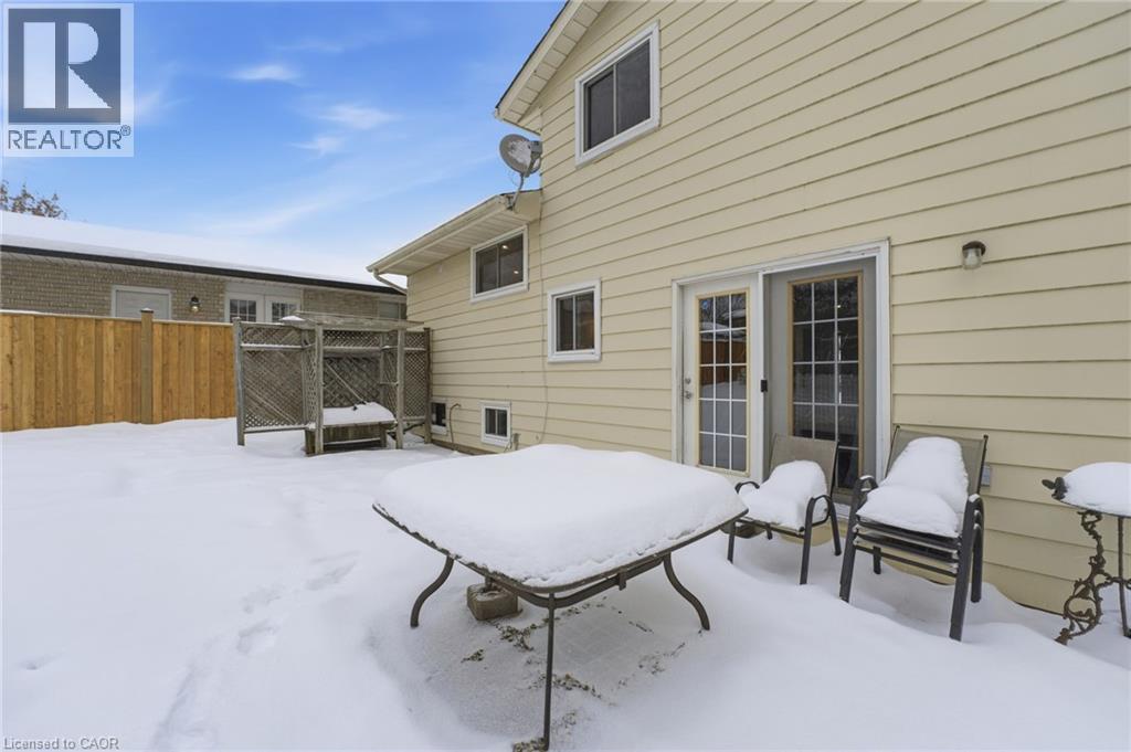 139 The Country Way, Kitchener, Ontario  N2E 2L1 - Photo 27 - 40796235