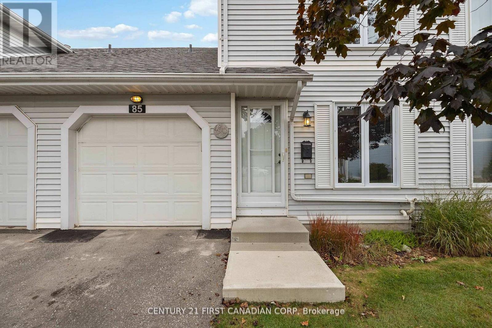 85 - 120 CENTRE STREET, London South, Ontario