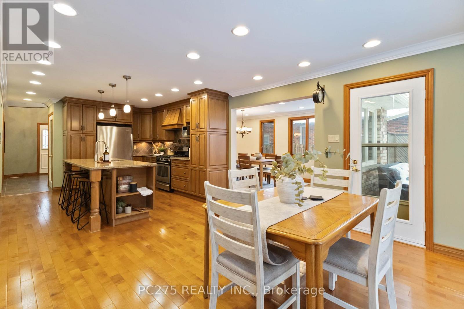 51 Mountainview Crescent, London South, Ontario  N6J 4M7 - Photo 20 - X12676812