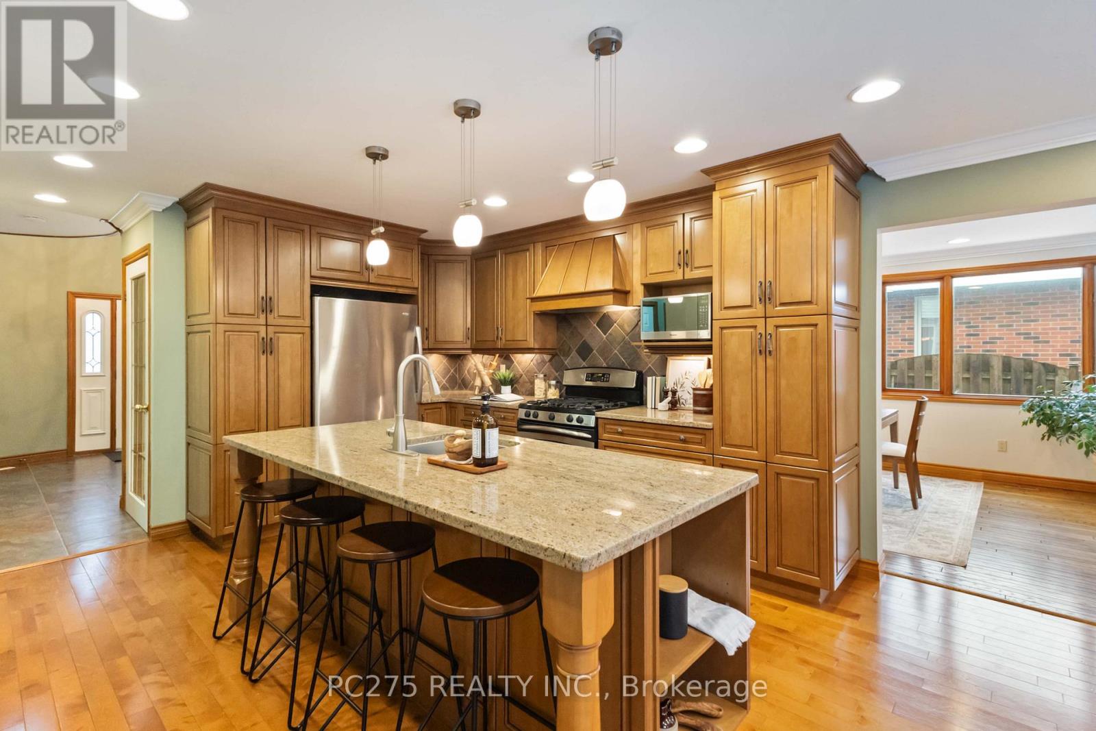 51 Mountainview Crescent, London South, Ontario  N6J 4M7 - Photo 24 - X12676812