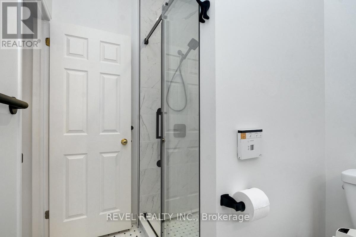 9 - 1240 Kilborn Place, Ottawa, Ontario  K1H 1B4 - Photo 23 - X12676746