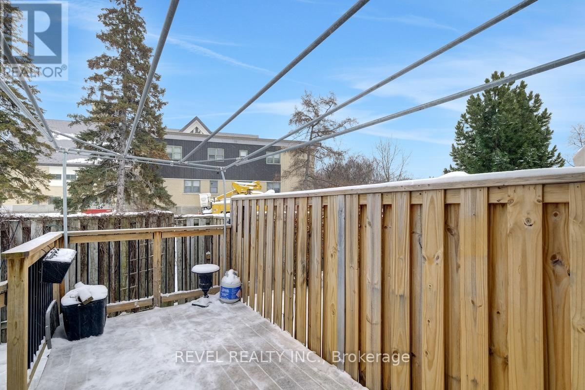 9 - 1240 Kilborn Place, Ottawa, Ontario  K1H 1B4 - Photo 41 - X12676746