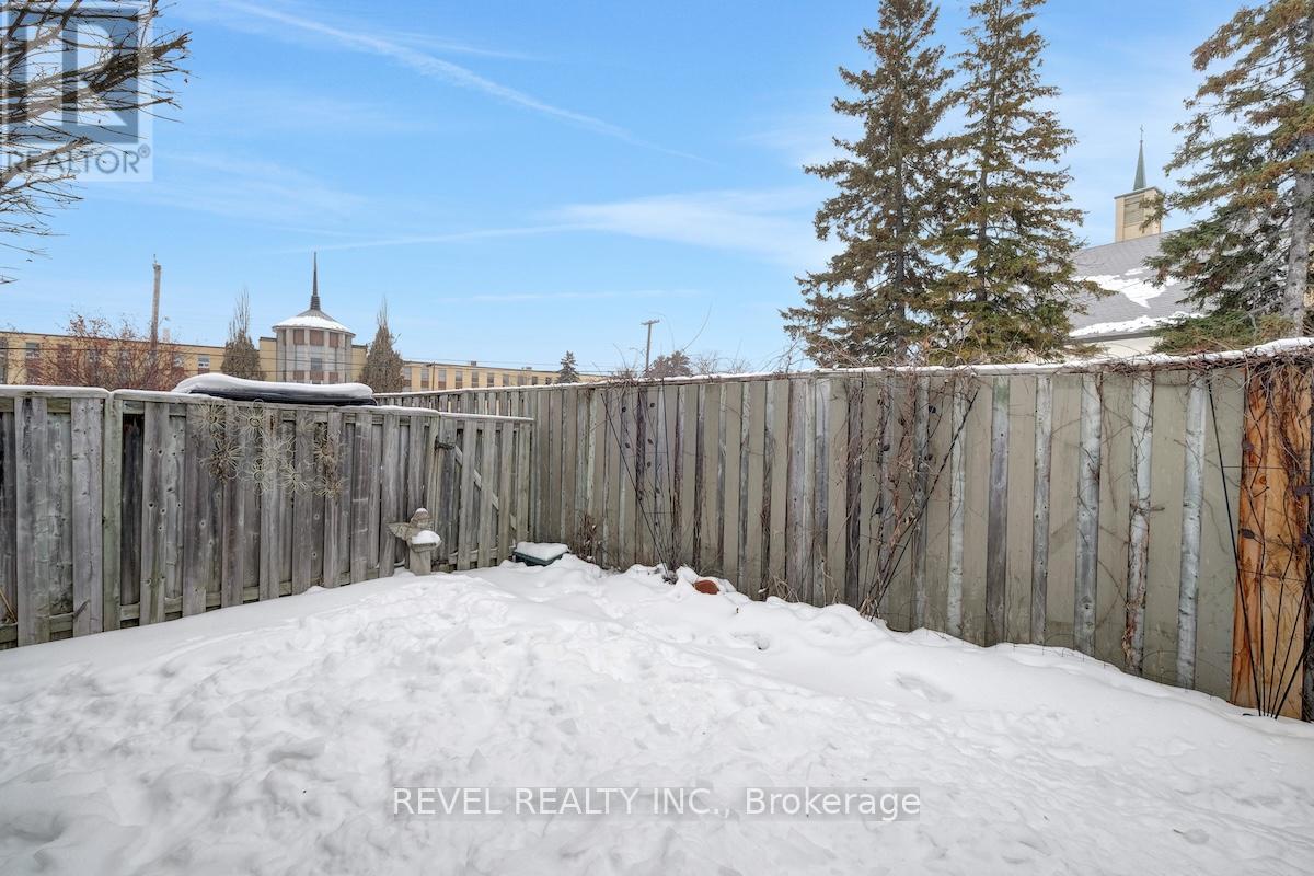 9 - 1240 Kilborn Place, Ottawa, Ontario  K1H 1B4 - Photo 43 - X12676746