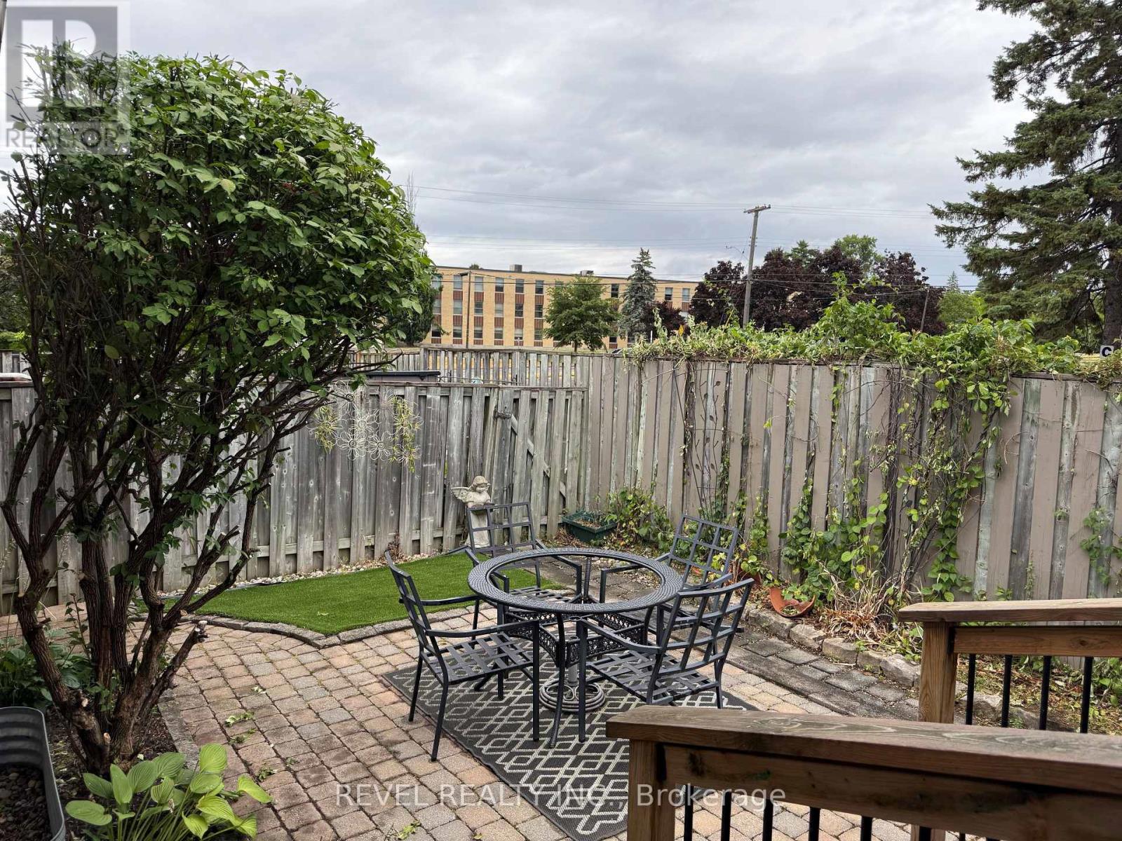 9 - 1240 Kilborn Place, Ottawa, Ontario  K1H 1B4 - Photo 46 - X12676746