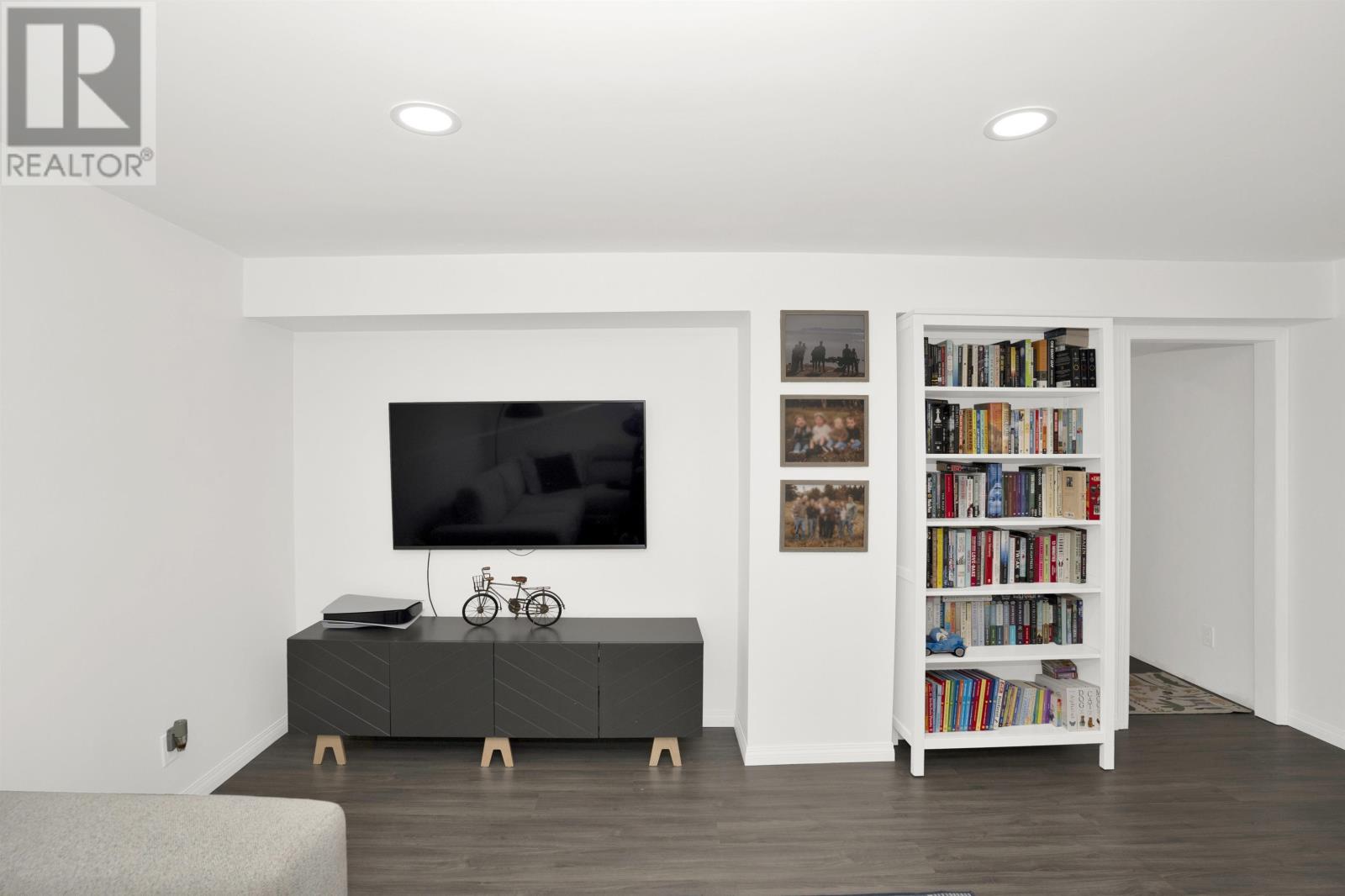 582 Dalhousie Dr, Thunder Bay, Ontario  P7C 5P8 - Photo 9 - TB2600026