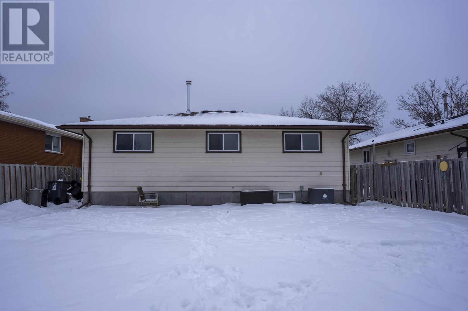 582 Dalhousie Dr, Thunder Bay, Ontario  P7C 5P8 - Photo 30 - TB2600026
