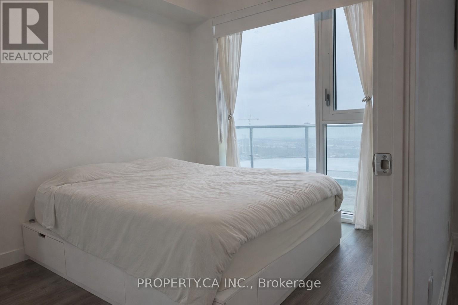 4509 - 100 Dalhousie Street, Toronto, Ontario  M5B 0C7 - Photo 2 - C12675602