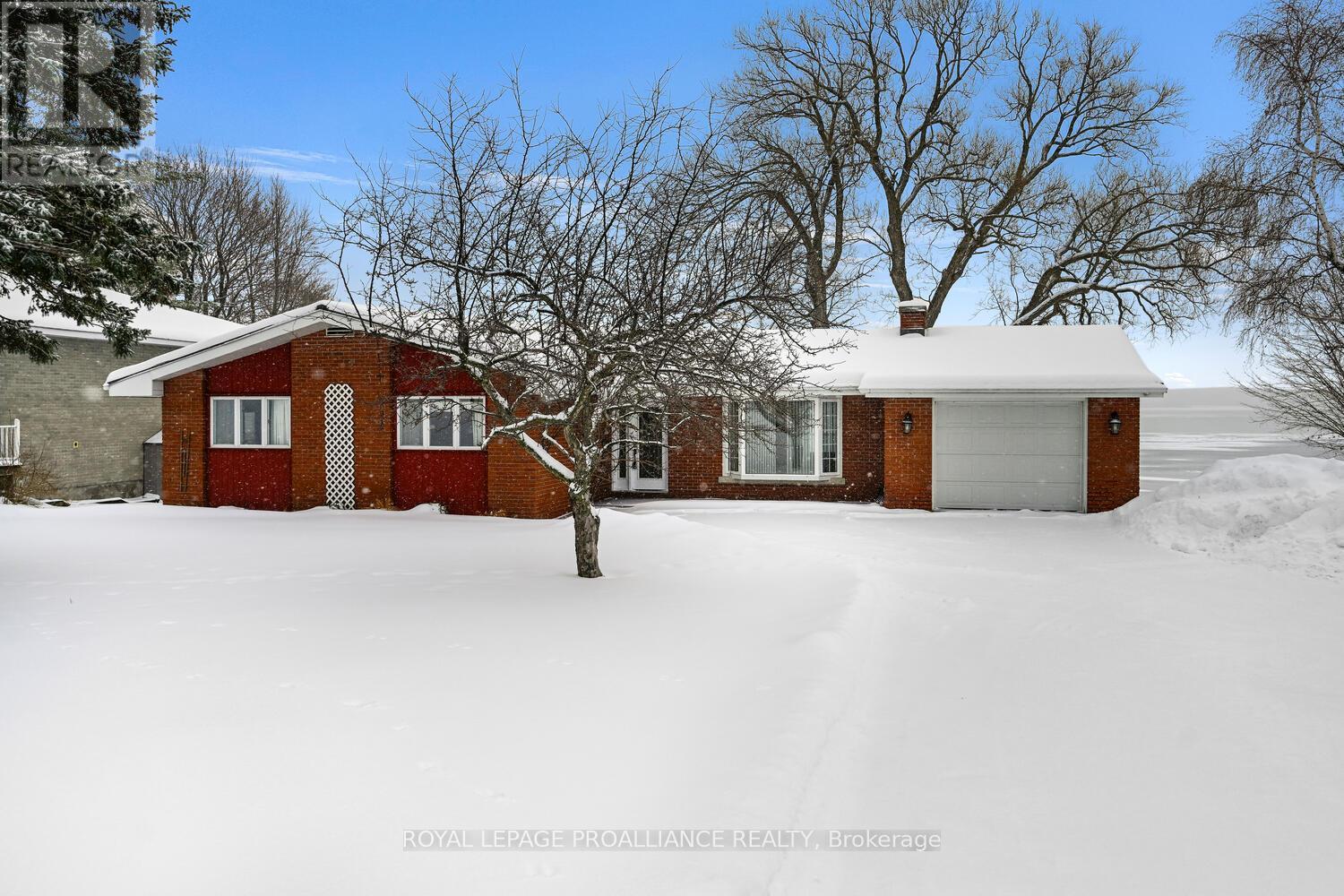 1675 County Rd 2 Road W, Prescott, Ontario  K0E 1T0 - Photo 1 - X12248966