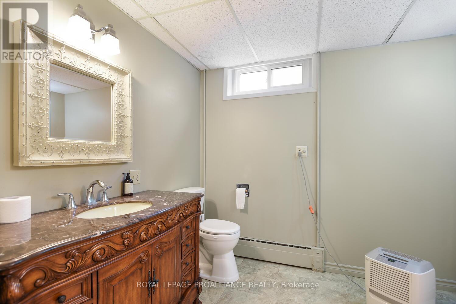 1675 County Rd 2 Road W, Prescott, Ontario  K0E 1T0 - Photo 24 - X12248966