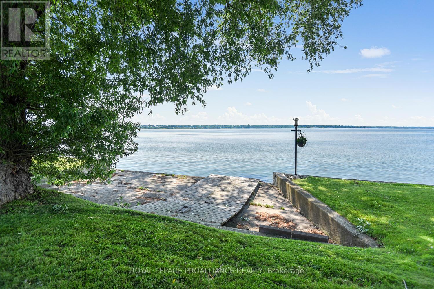 1675 County Rd 2 Road W, Prescott, Ontario  K0E 1T0 - Photo 8 - X12248966