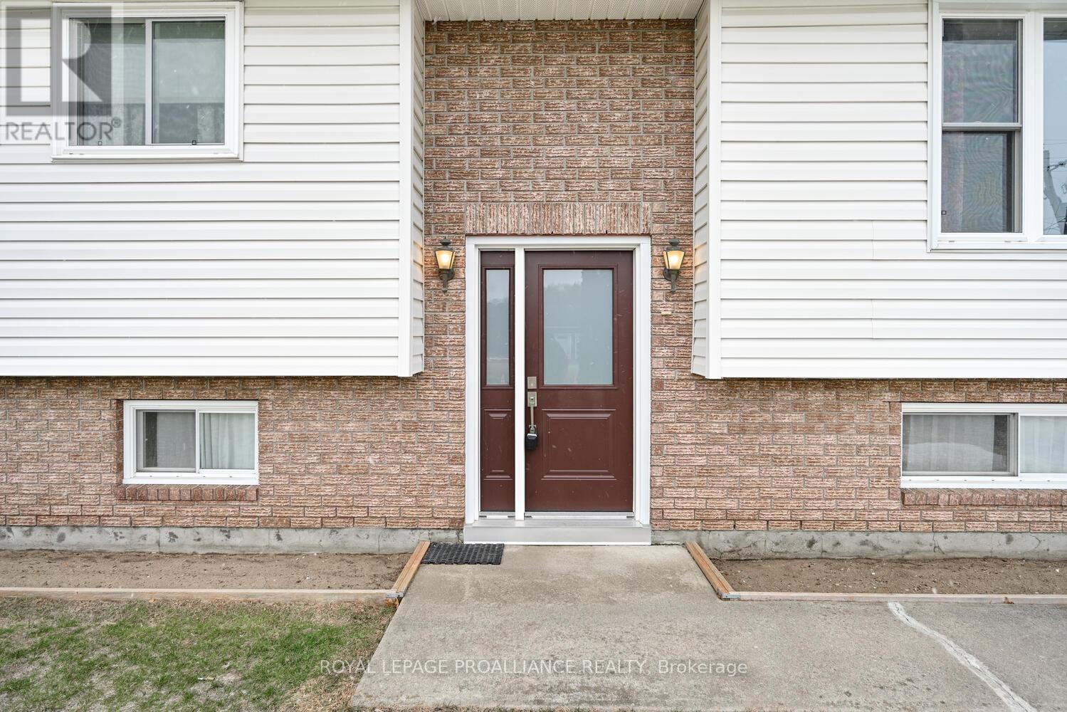 4018 Glen Smail Road, Augusta, Ontario  K0E 1X0 - Photo 4 - X12649020