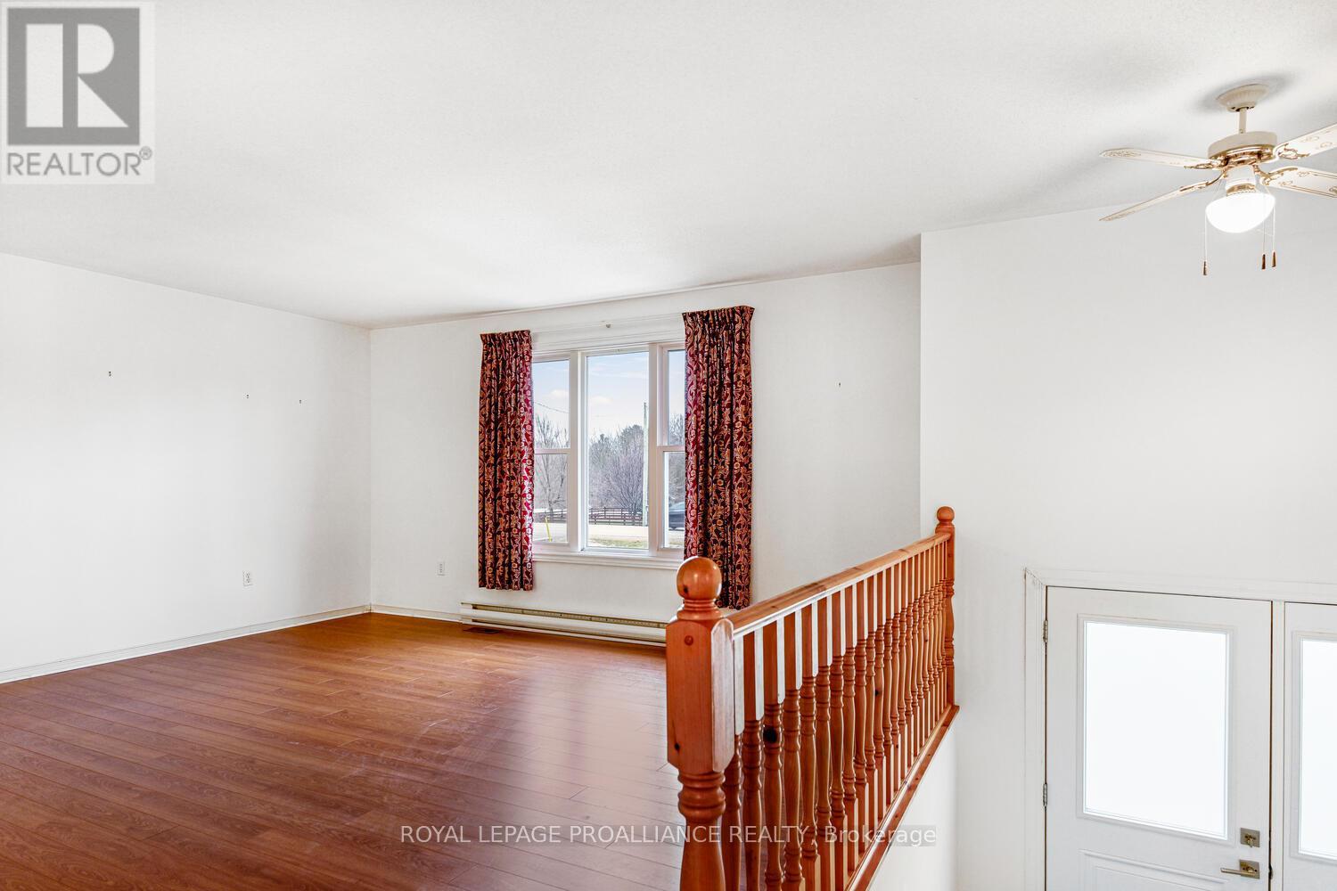 4018 Glen Smail Road, Augusta, Ontario  K0E 1X0 - Photo 5 - X12649020