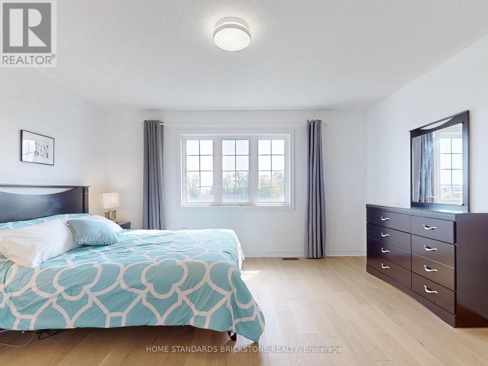 50 Versailles Crescent, Brampton, Ontario  L6P 3J9 - Photo 27 - W12473576