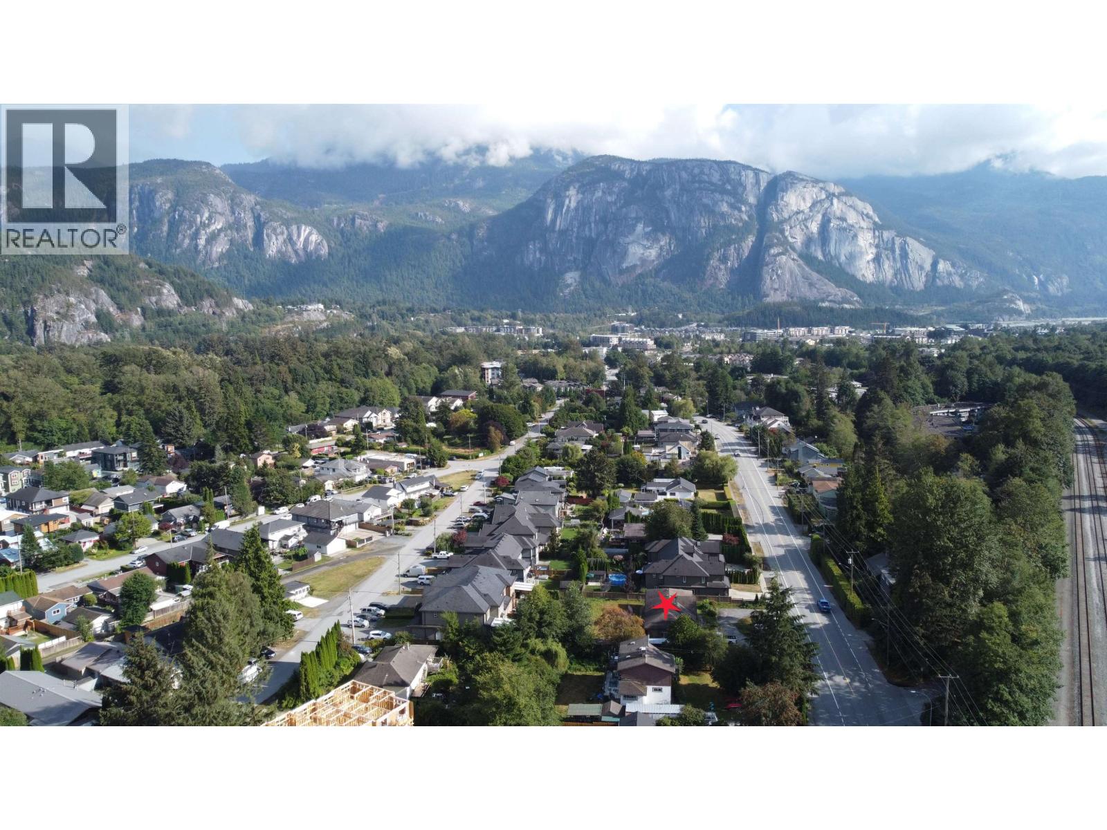 38850 Buckley Avenue, Squamish, British Columbia  V0N 3G0 - Photo 7 - R3077356