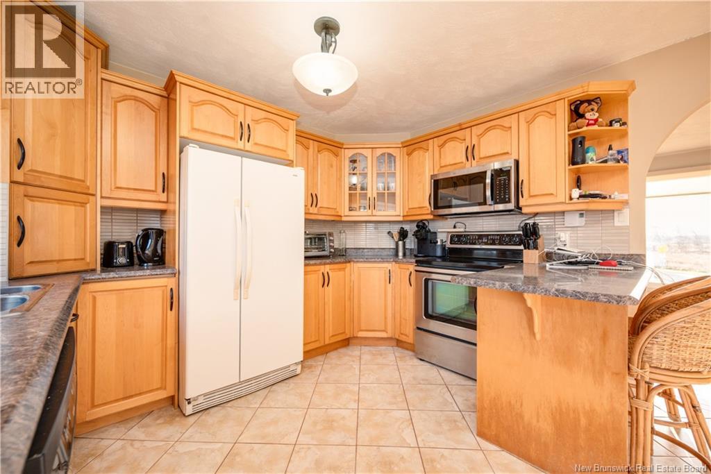135 Virginia Avenue, Dieppe, New Brunswick  E1A 5N3 - Photo 13 - NB131638