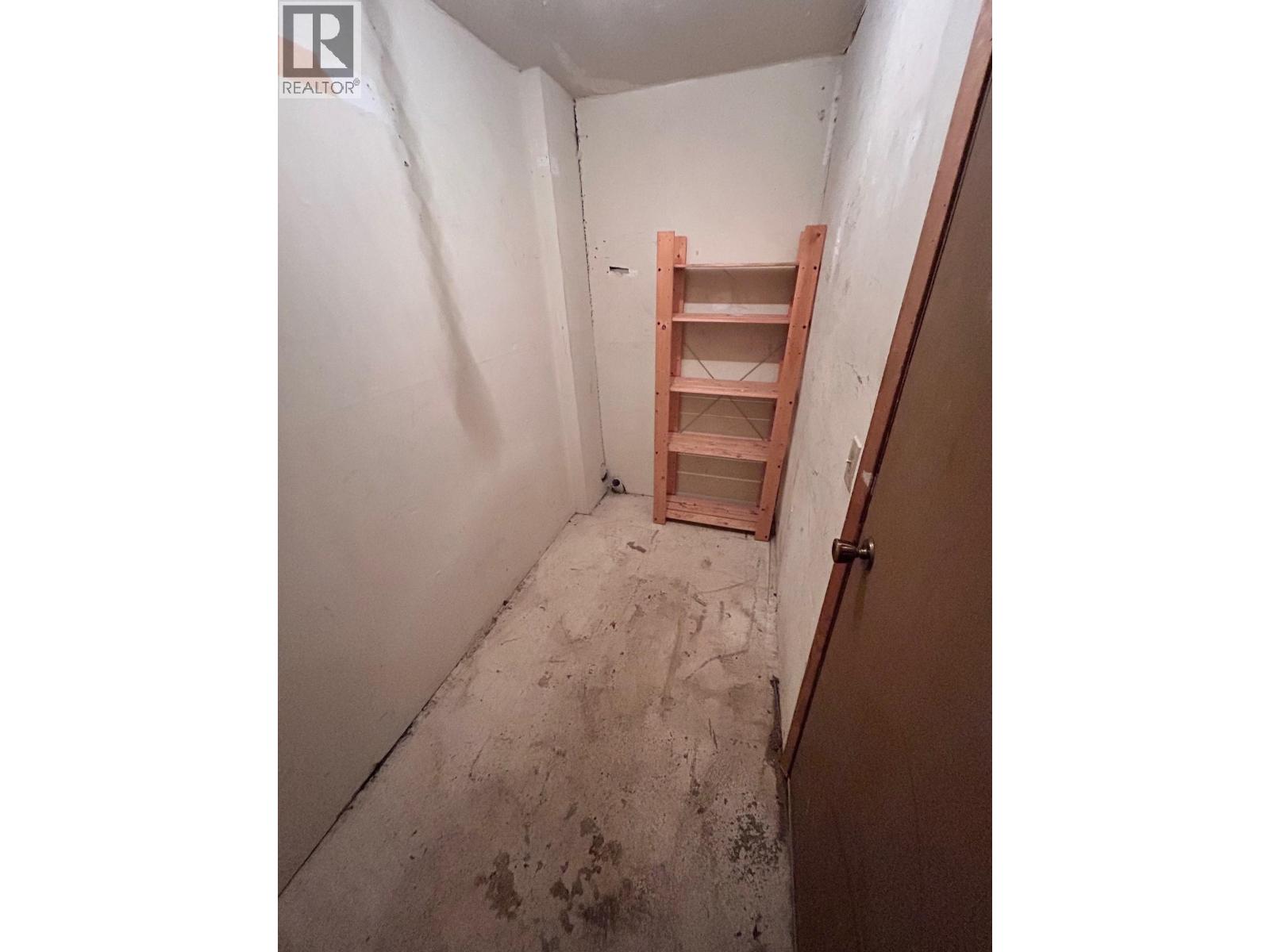 8574 Flowering Place, Burnaby, British Columbia  V5A 4B4 - Photo 22 - R3068519