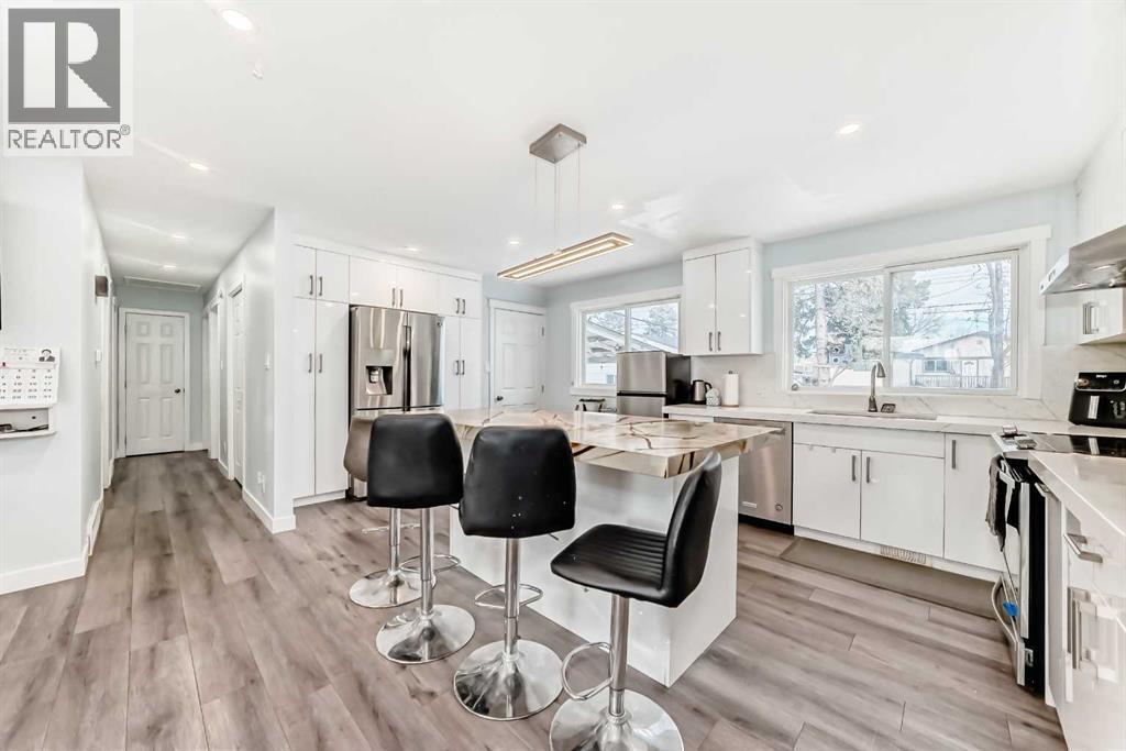 4416 Maryvale Drive Ne, Calgary, Alberta  T2A 2T1 - Photo 8 - A2268171