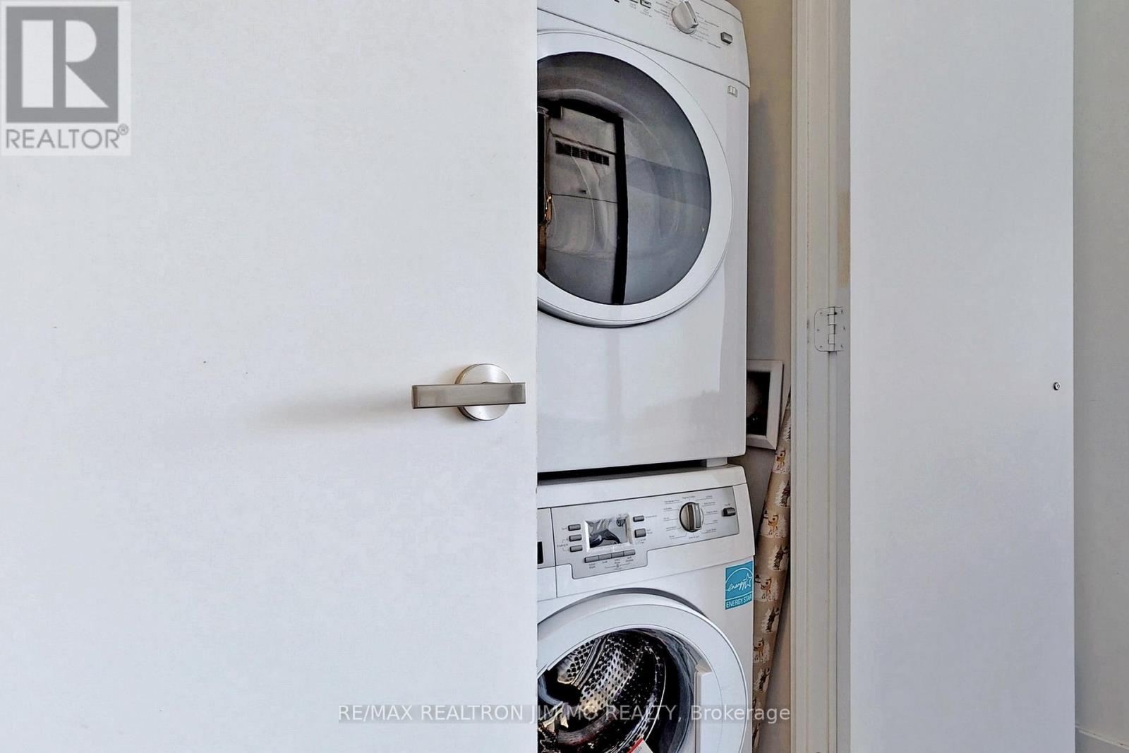 3507 - 15 Grenville Street, Toronto, Ontario  M4Y 1A1 - Photo 18 - C12676718