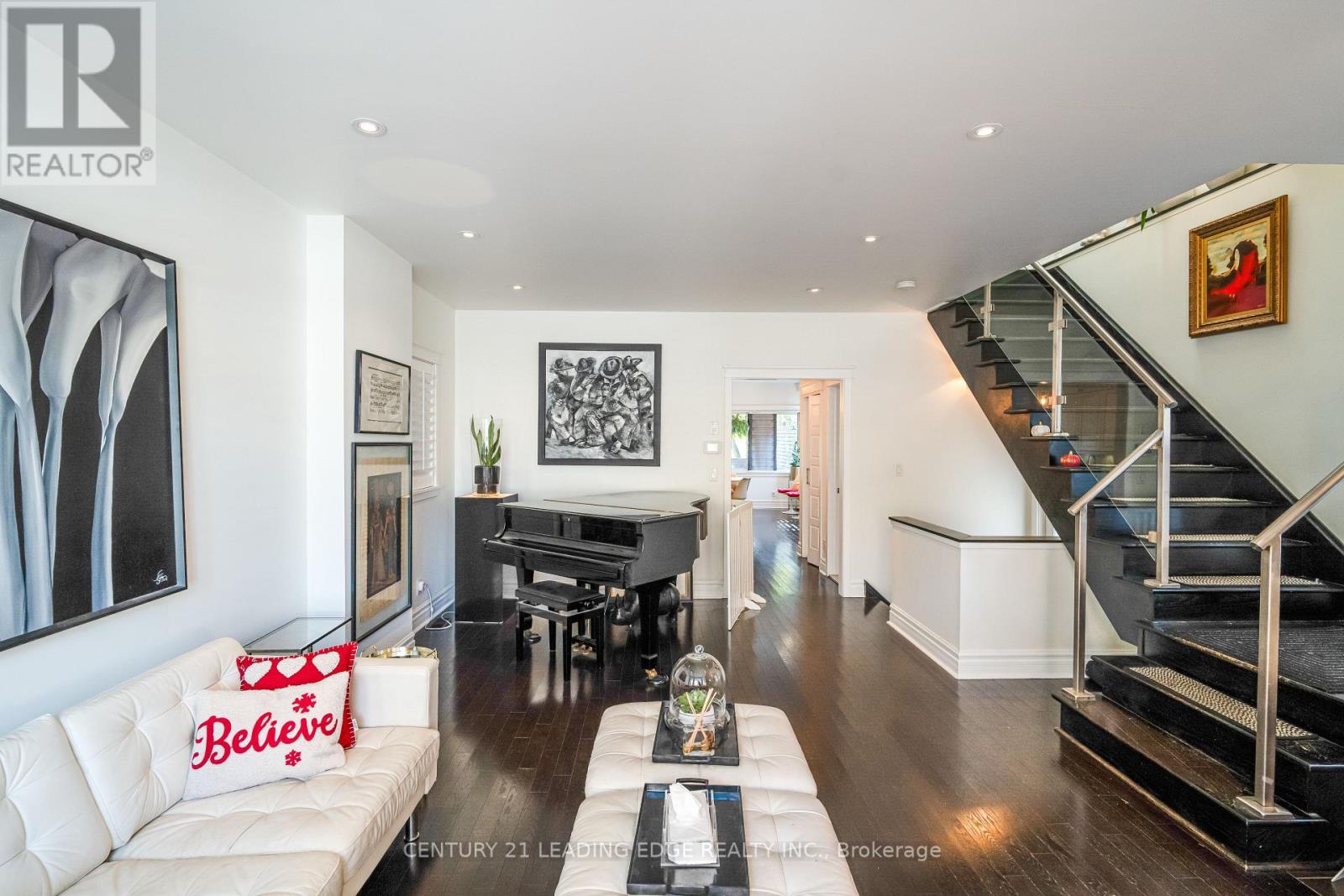 137 Parkview Avenue, Toronto, Ontario  M2N 3Y6 - Photo 3 - C12676740