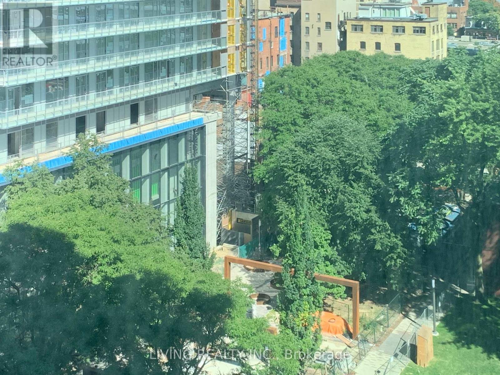 1001 - 17 Dundonald Street, Toronto, Ontario  M4K 0E4 - Photo 13 - C12676758