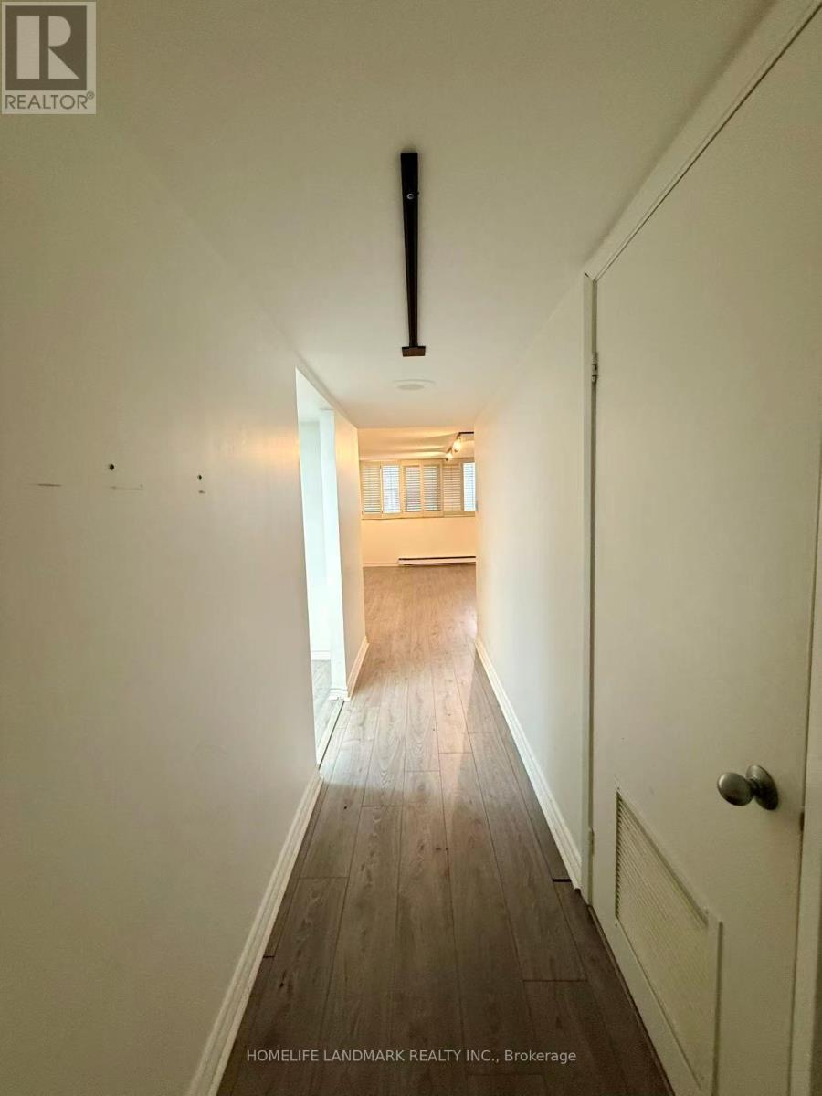 411 - 360 Bloor Street E, Toronto, Ontario  M4W 3M3 - Photo 4 - C12676790