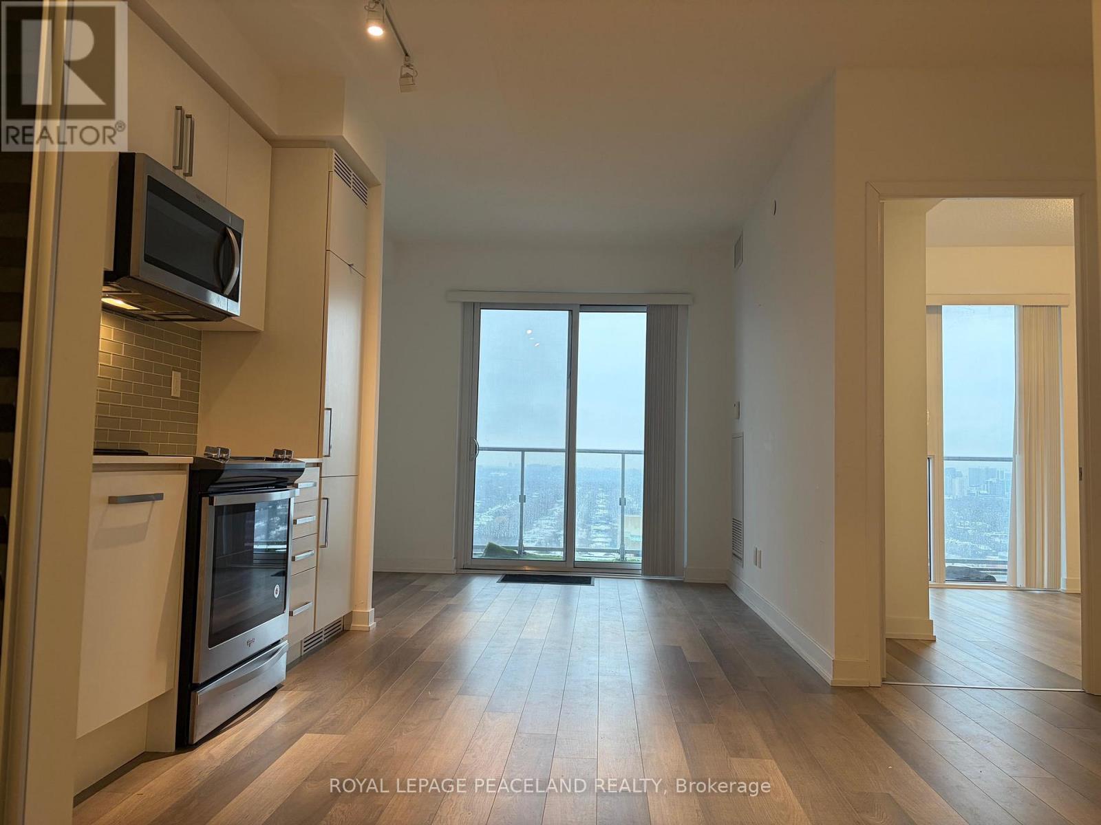 2006 - 5180 Yonge Street, Toronto, Ontario  M2N 5P6 - Photo 4 - C12676798