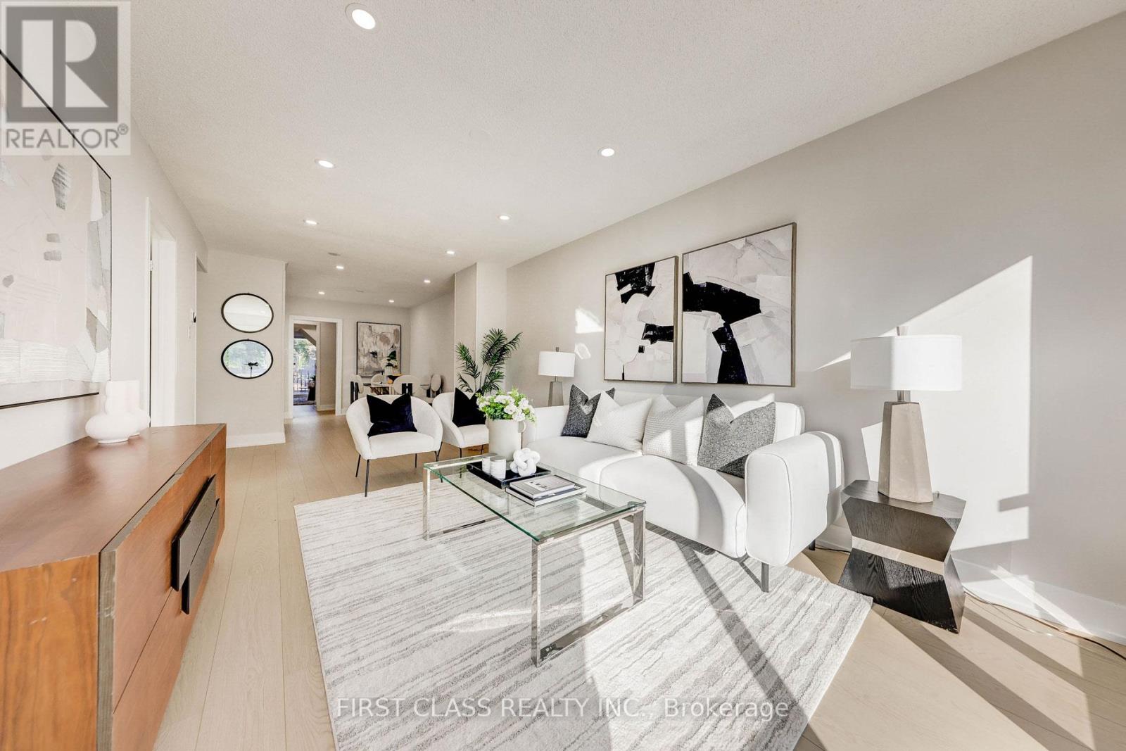 Main - 214 Linden Avenue, Toronto, Ontario  M1K 3H8 - Photo 5 - E12676748