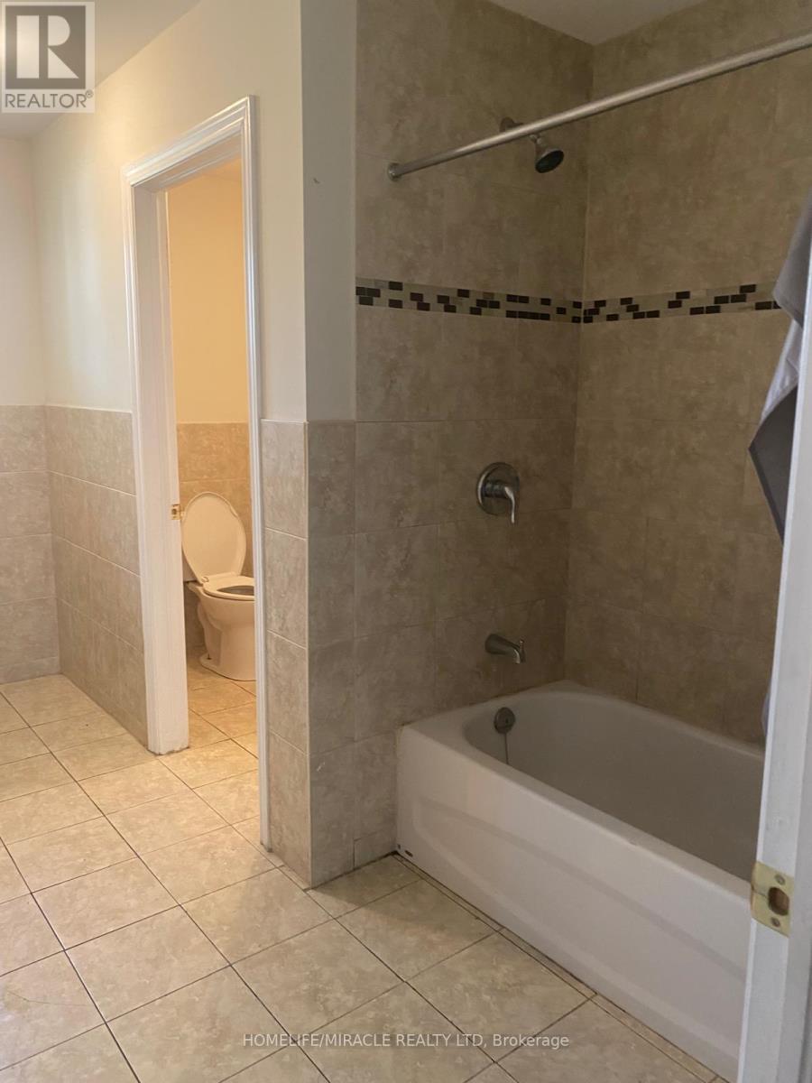 Unit 2 - 18 Ormerod Street, Toronto, Ontario  M1B 2Y2 - Photo 11 - E12676836