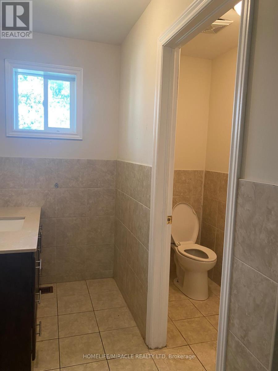 Unit 2 - 18 Ormerod Street, Toronto, Ontario  M1B 2Y2 - Photo 12 - E12676836