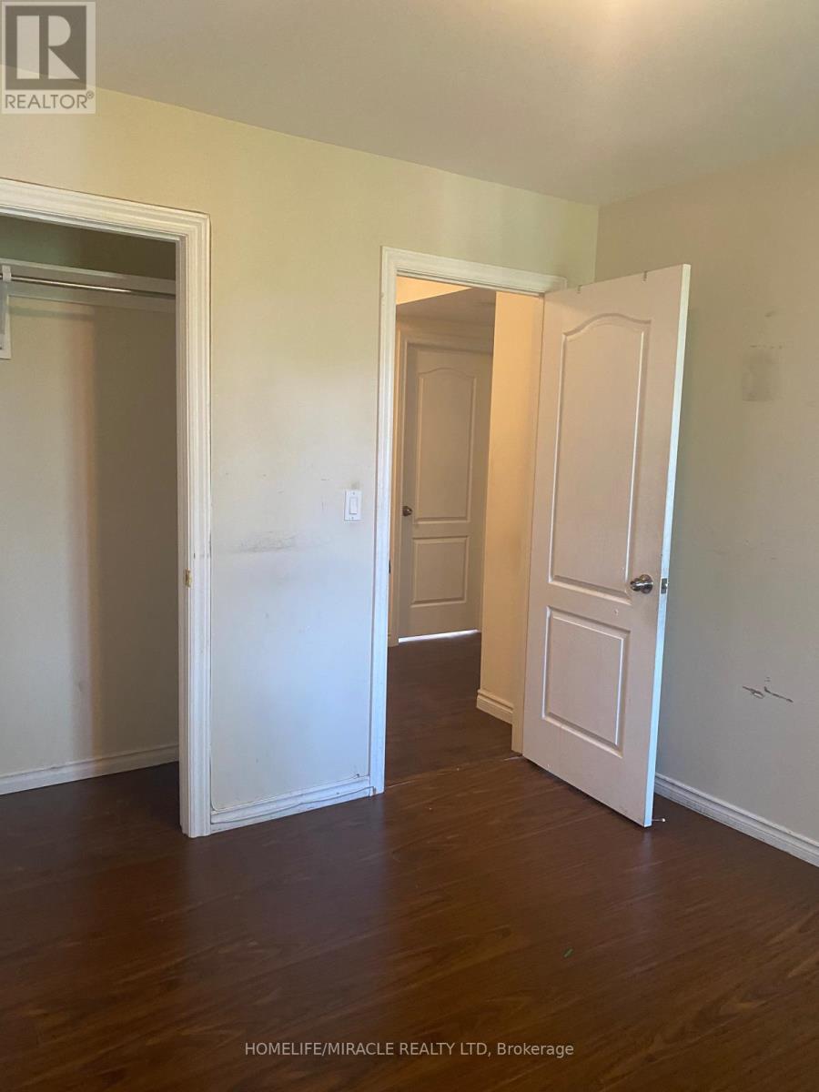 Unit 2 - 18 Ormerod Street, Toronto, Ontario  M1B 2Y2 - Photo 8 - E12676836