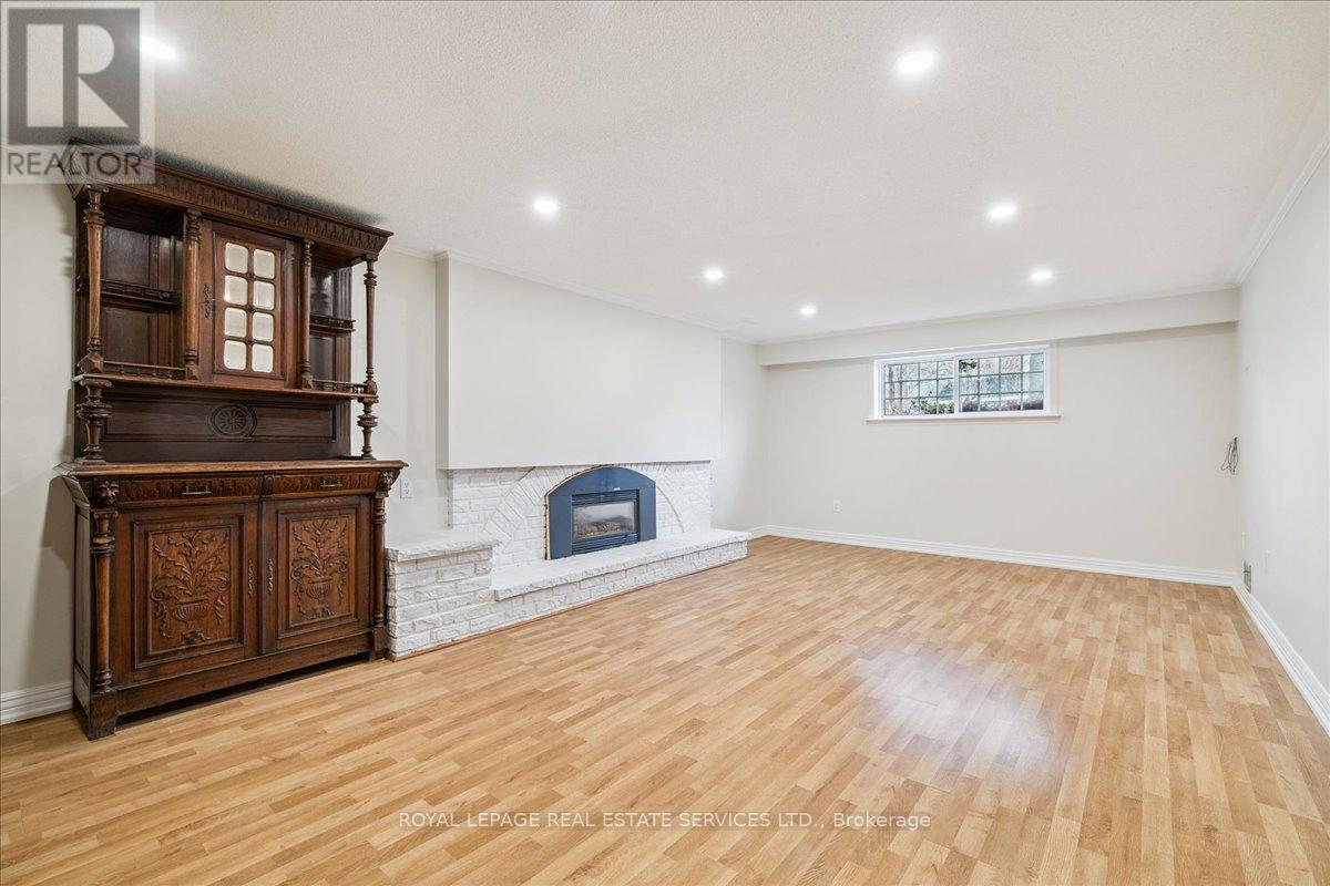 411 Brookmill Road, Oakville, Ontario  L6J 5K4 - Photo 20 - W12601718