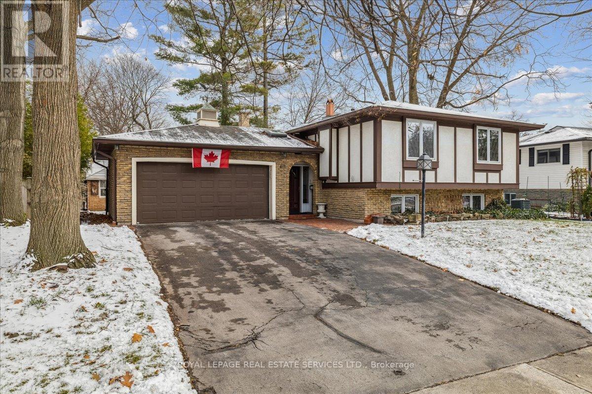 411 Brookmill Road, Oakville, Ontario  L6J 5K4 - Photo 3 - W12601718