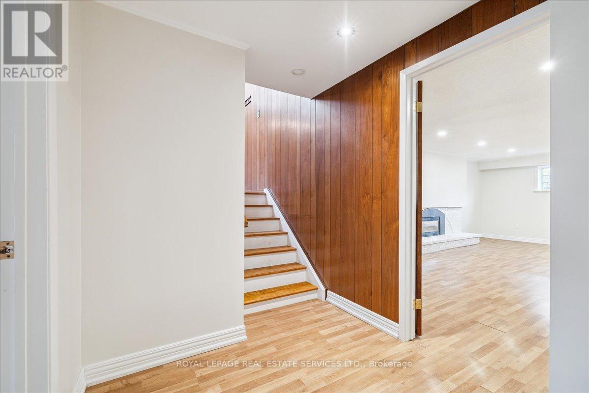 411 Brookmill Road, Oakville, Ontario  L6J 5K4 - Photo 19 - W12601718