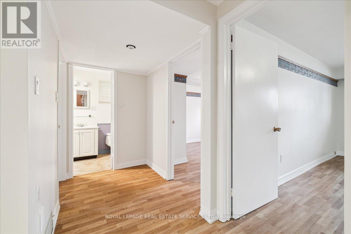 411 Brookmill Road, Oakville, Ontario  L6J 5K4 - Photo 21 - W12601718