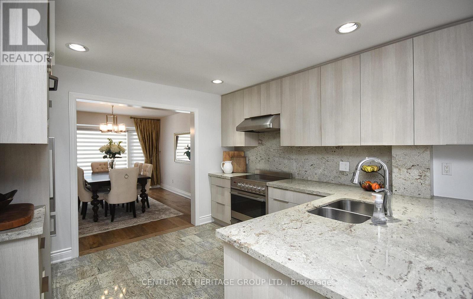 Main & Upper - 175 Bayview Fairways Drive, Markham, Ontario  L3T 2Y9 - Photo 6 - N12676724